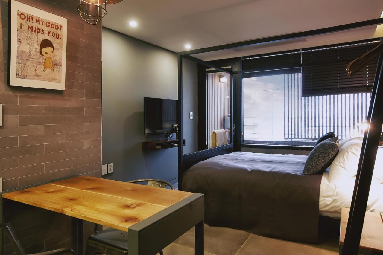 Jaynchloe Hotel Сеогвипо Екстериор снимка